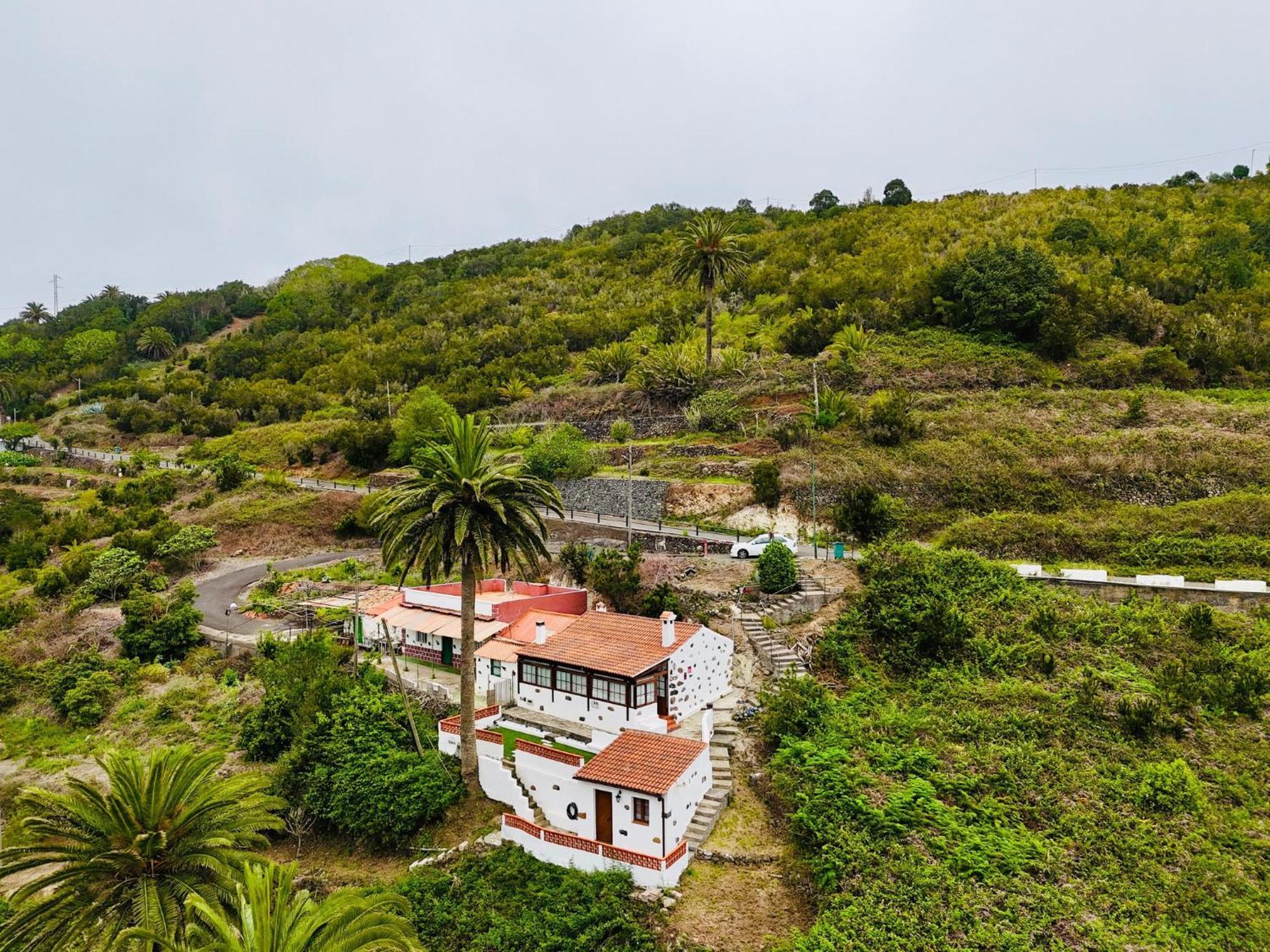 Holiday House Cruz De Tierno Agulo Екстер'єр фото